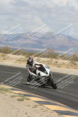 media/May-05-2025-Moto Forza (Mon) [[3c1838c5e5]]/2-B Group/Session 2 (Turn 7 Inside)/